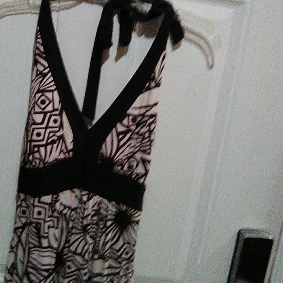 Dress - Picture 2 of 6